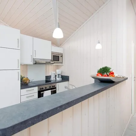With Wellness Sauna Ferienhaus